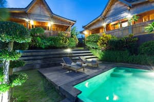 thumbnail: Outdoor pool
