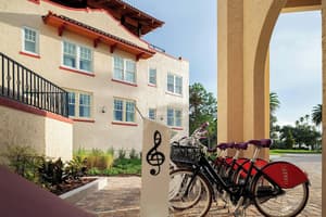 thumbnail: Bicycling
