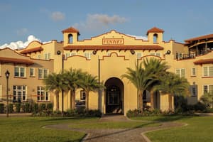 thumbnail: Exterior