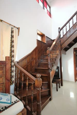 thumbnail: Staircase