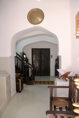 thumbnail: Interior entrance