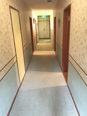 thumbnail: Hallway