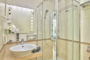 thumbnail: Bathroom