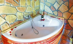 thumbnail: Jetted tub