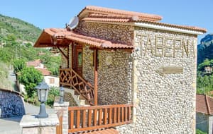 thumbnail: Exterior