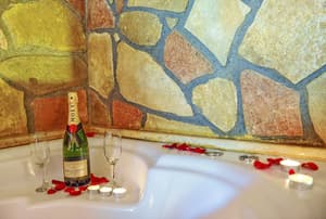 thumbnail: Jetted tub