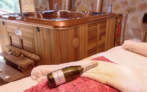 thumbnail: Indoor spa tub