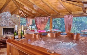 thumbnail: Indoor spa tub