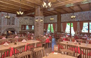 thumbnail: Restaurant