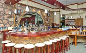 thumbnail: Bar (on property)
