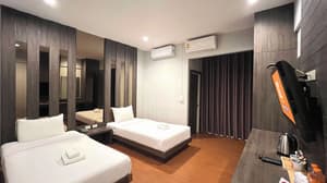 thumbnail: Room