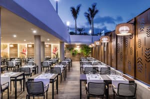 thumbnail: Restaurant