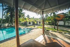 thumbnail: Outdoor pool
