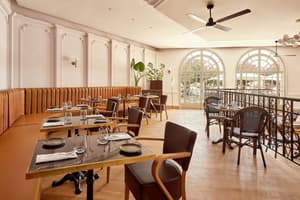 thumbnail: Restaurant