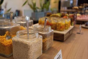 thumbnail: Breakfast area