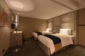 thumbnail: Room