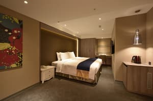 thumbnail: Room