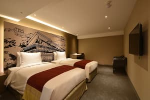 thumbnail: Room