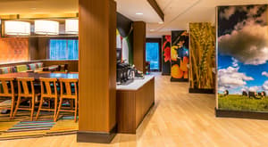 thumbnail: Lobby lounge