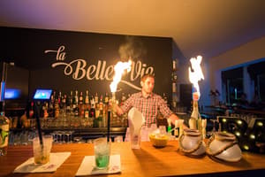 thumbnail: Bar (on property)