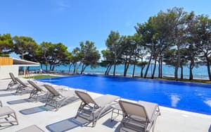 thumbnail: Outdoor pool