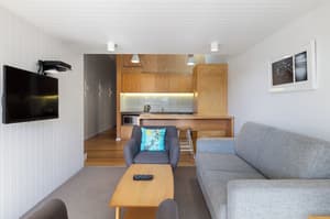 thumbnail: Living area