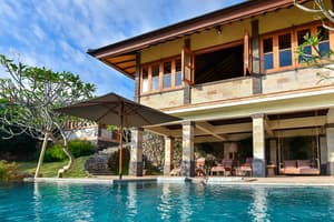 thumbnail: Private pool