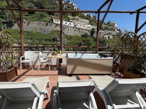 thumbnail: Outdoor spa tub