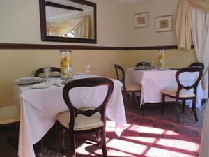 thumbnail: Restaurant