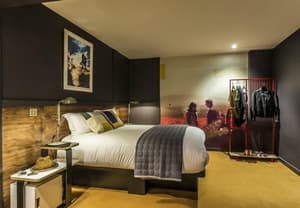 thumbnail: Room