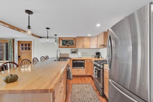 thumbnail: Private kitchenette