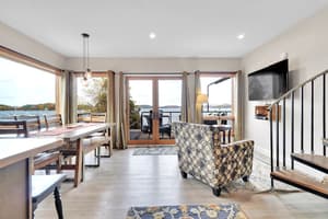 thumbnail: Living area