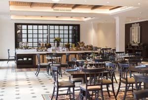 thumbnail: Restaurant