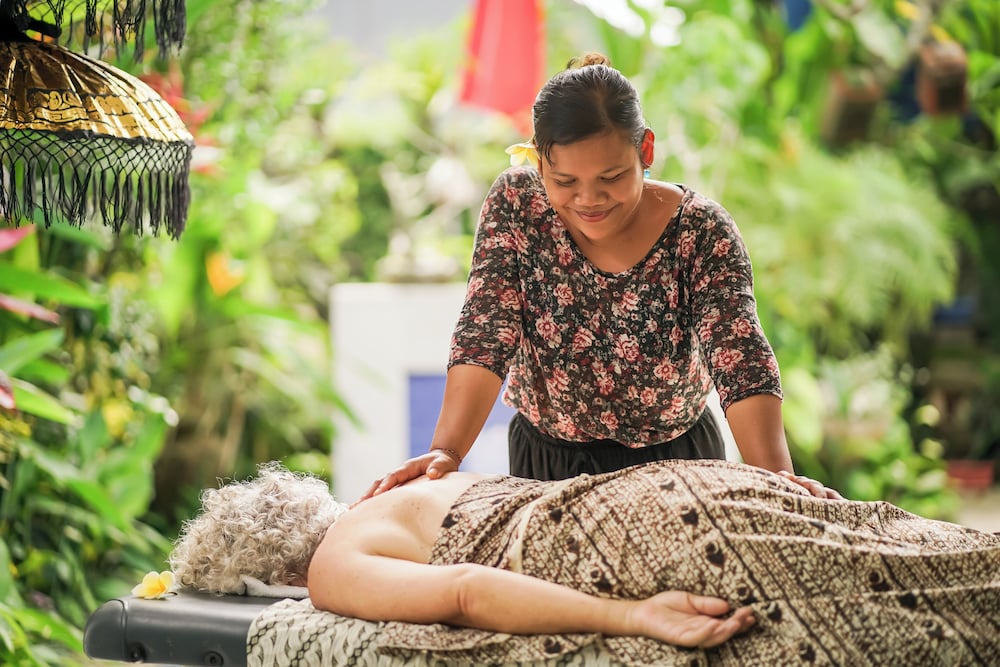 Massage in accommodation