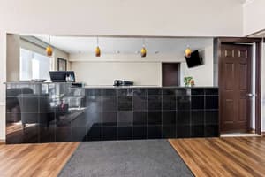thumbnail: Breakfast area