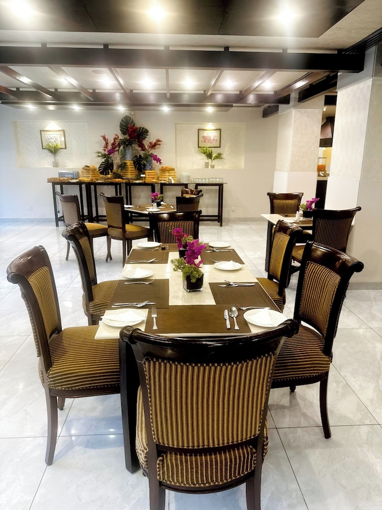 Restaurant-cafeteria