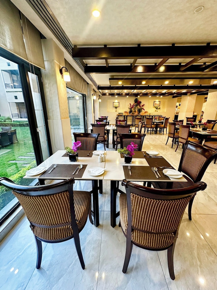 Restaurant-cafeteria