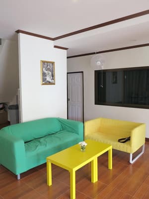 thumbnail: Living room