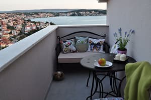 thumbnail: Balcony