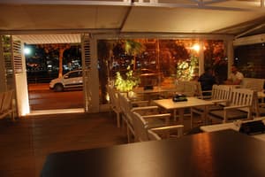 thumbnail: Bar (on property)