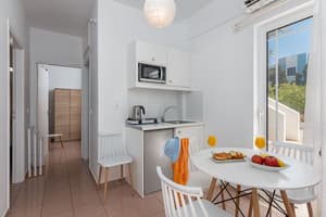 thumbnail: Private kitchenette