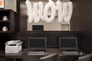 thumbnail: Business center
