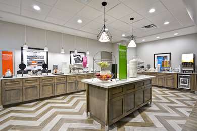 Dining,Dining Area,Restaurant,On-Site