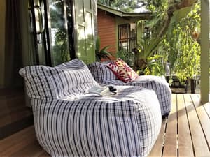 thumbnail: Balcony view