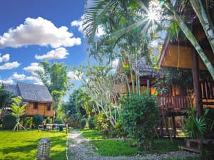 thumbnail: Exterior
