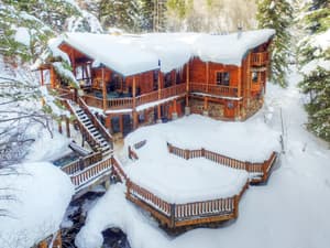 thumbnail: Exterior