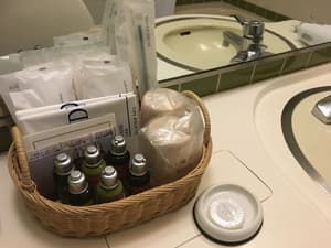 thumbnail: Bathroom amenities