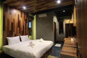 thumbnail: Room
