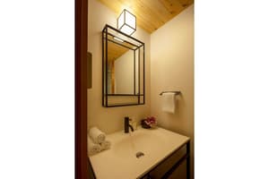 thumbnail: Bathroom sink