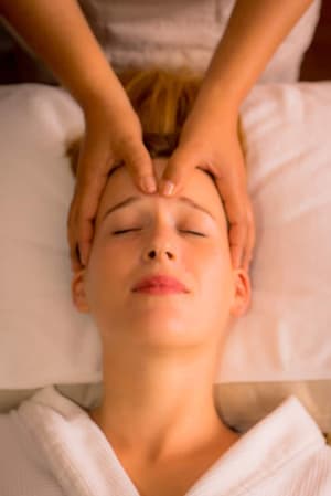 thumbnail: Massage